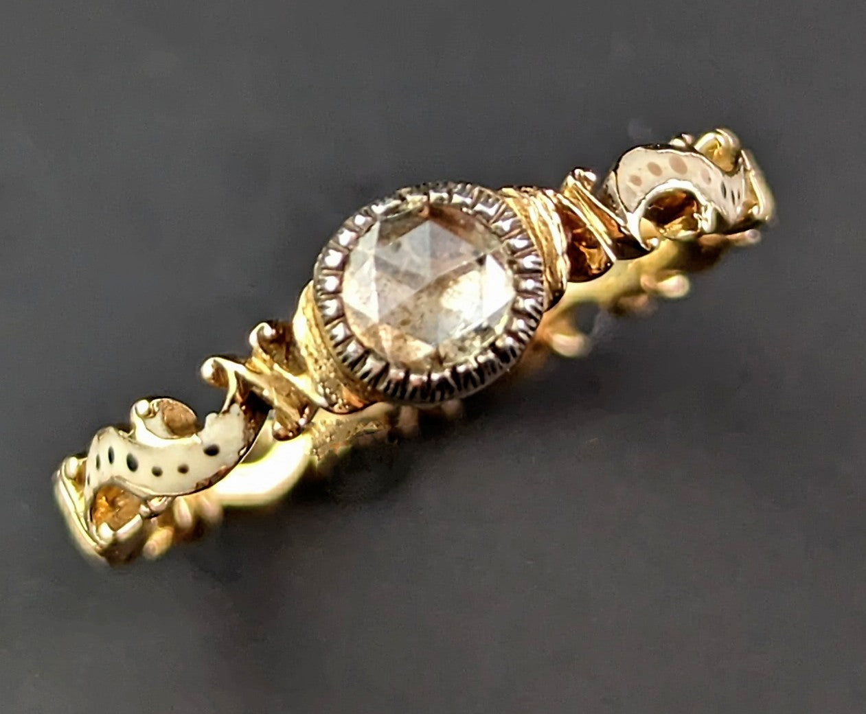 Antique Georgian Diamond solitaire ring, White and black enamel, 18th century