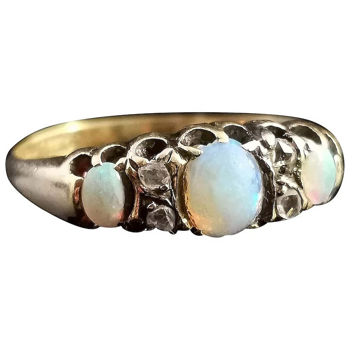 Antique Opal and Rose cut diamond ring, 18ct gold, Victorian