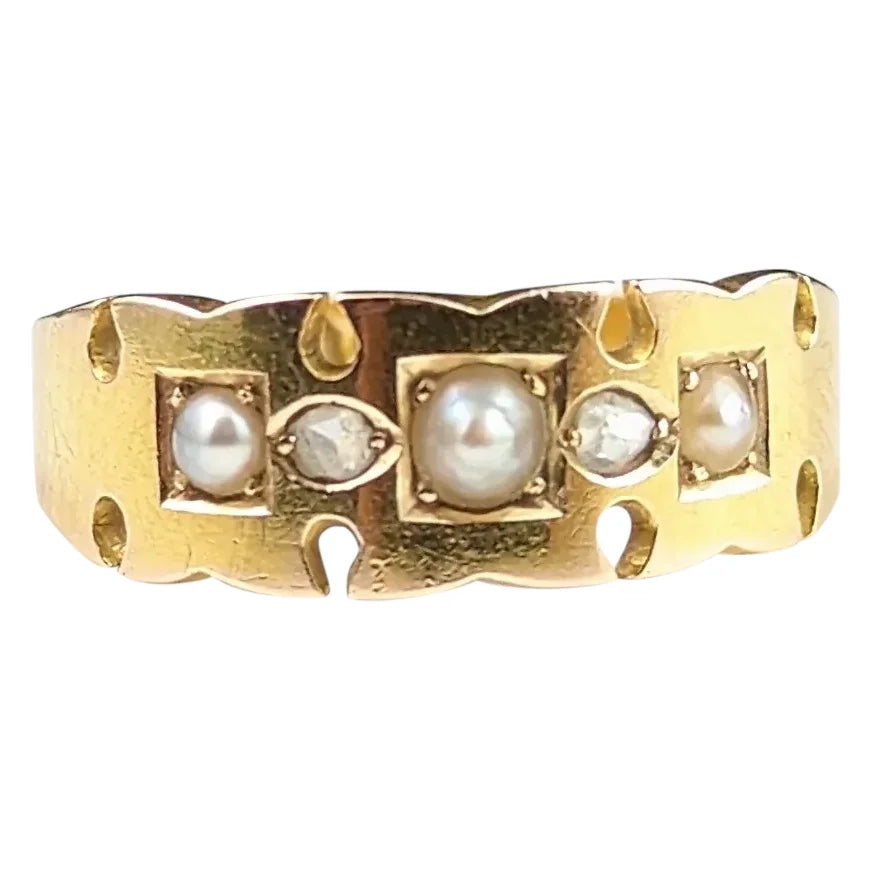 Antique Victorian diamond and pearl ring, 15ct gold