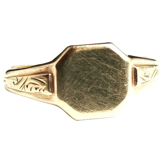 Vintage 9ct yellow gold Signet ring, Pinky ring