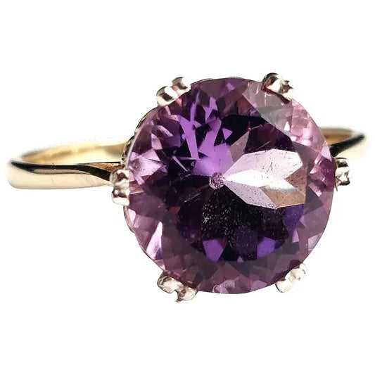 Vintage Amethyst cocktail ring, 9ct gold