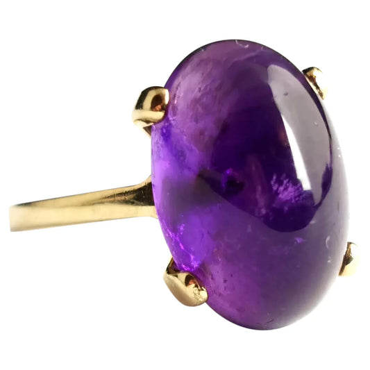 Vintage Amethyst cabochon cocktail ring, 9ct gold, 1970s
