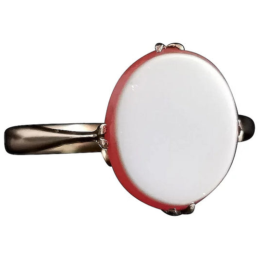 Vintage Art Deco 9ct gold Sardonyx signet ring, Dainty